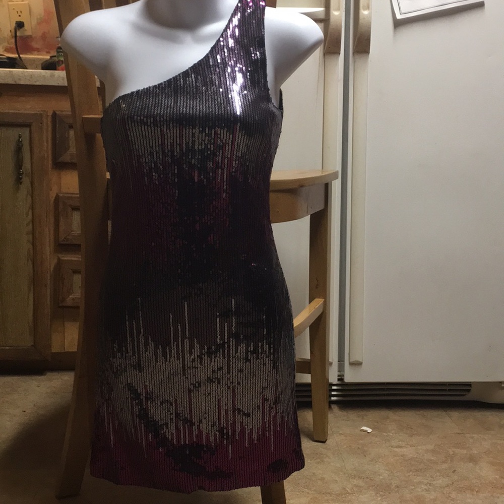 Women’s dress